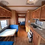 Przyczepy Kempingowe 6 Kitepl - Kite & Wind & Wing Campingplads Chałupy