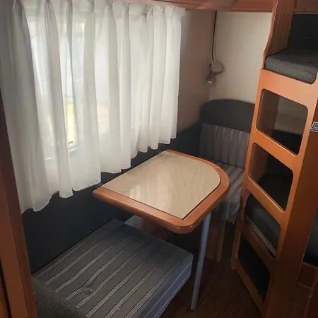 Campsite Przyczepy Kempingowe 6 Kitepl - Kite & Wind & Wing Chalupy