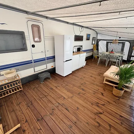 Przyczepy Kempingowe 6 Kitepl - Kite & Wind & Wing אתר קמפינג