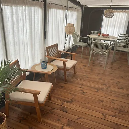 Przyczepy Kempingowe 6 Kitepl - Kite & Wind & Wing אתר קמפינג *