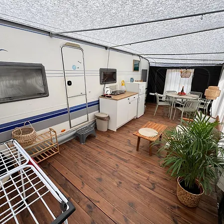 Przyczepy Kempingowe 6 Kitepl - Kite & Wind & Wing אתר קמפינג Chałupy