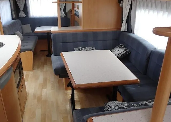 אתר קמפינג Przyczepy Kempingowe 6 Kitepl - Kite & Wind & Wing