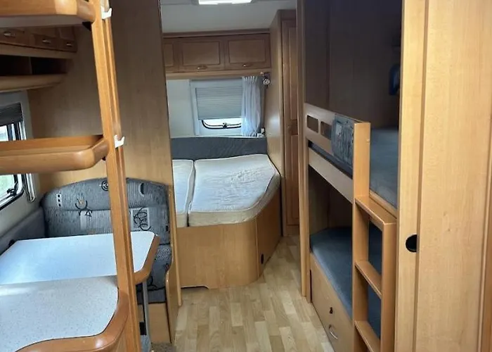 אתר קמפינג Przyczepy Kempingowe 6 Kitepl - Kite & Wind & Wing *