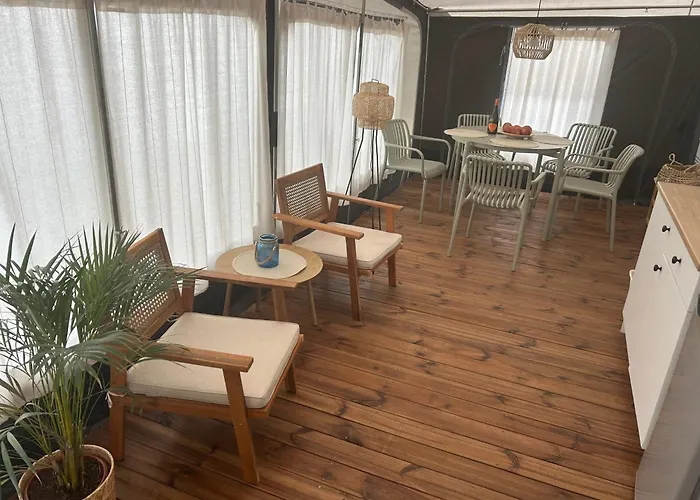 Przyczepy Kempingowe 6 Kitepl - Kite & Wind & Wing אתר קמפינג *