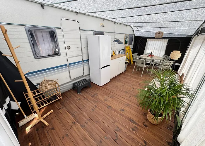 אתר קמפינג Przyczepy Kempingowe 6 Kitepl - Kite & Wind & Wing *