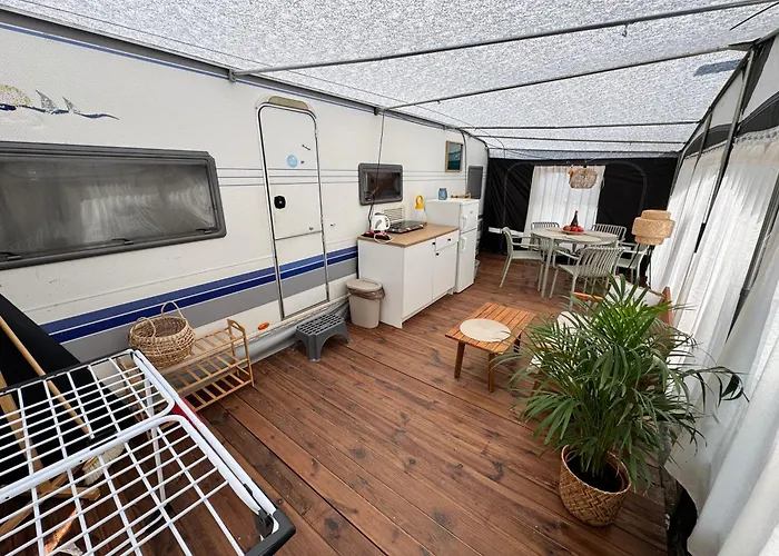 Przyczepy Kempingowe 6 Kitepl - Kite & Wind & Wing אתר קמפינג Chałupy