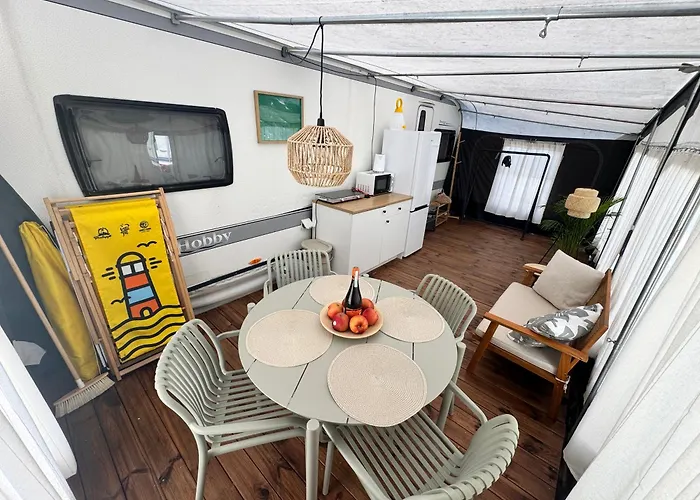 אתר קמפינג Przyczepy Kempingowe 6 Kitepl - Kite & Wind & Wing Chałupy